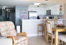 Pelican Isle 116🌊Gulf Front🏖️Free Beach Setup - Image 5