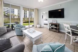 Waters Edge 102🌊1st Floor Condo🏖️Free Beach Setup - Image 4