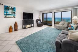 Surf Dweller 606🌊Gulf Front🏖️Free Beach Setup - Image 4
