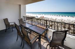 Surf Dweller 309🌊Gulf Front🏖️Free Beach Setup - Image 2
