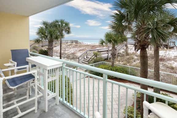 Pelican Isle 101🌊Gulf Front🏖️Free Beach Setup - Image 1
