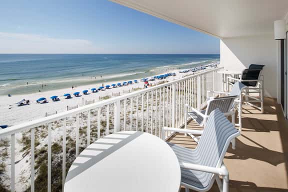 The Palms 505🌊Gulf Front🏖️Free Beach Setup - Image 1