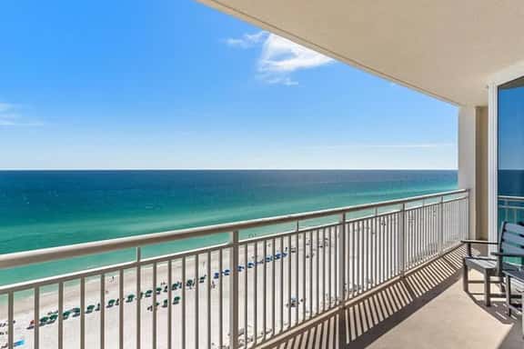 The Pearl 1303🌊Gulf Front🏖️Free Beach Setup - Image 1