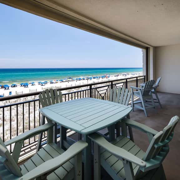 Bella Riva 201🌊Gulf Front🏖️Free Beach Setup - Image 1