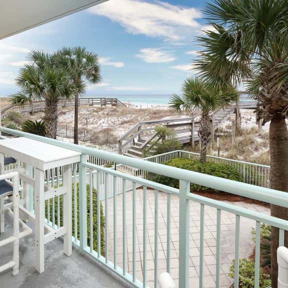 Pelican Isle 101🌊Gulf Front🏖️Free Beach Setup - Image 1
