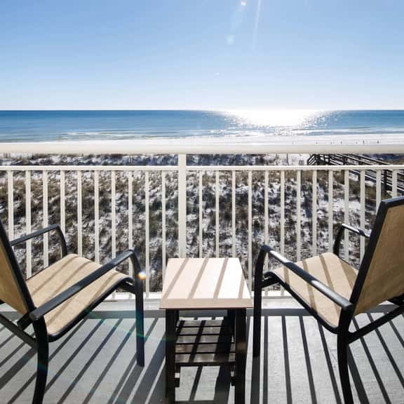 Island Sands 303🌊Gulf Front🏖️Free Beach Setup - Image 1