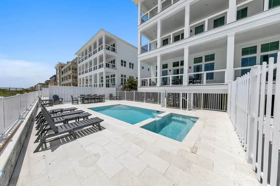 Sunrise B🌞Waterfront👙Pool & Hot Tub🐶Dogs OK - Image 3
