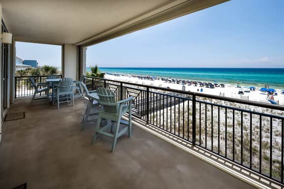 Bella Riva 201🌊Gulf Front🏖️Free Beach Setup - Image 2