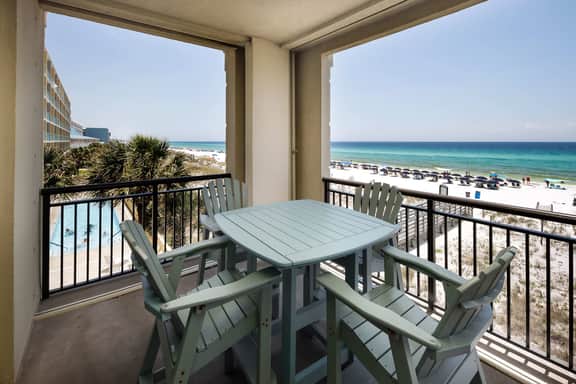 Bella Riva 201🌊Gulf Front🏖️Free Beach Setup - Image 3