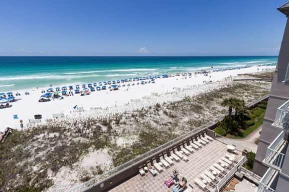 Island Princess 608🌊Gulf Front🏖️Free Beach Setup - Image 5
