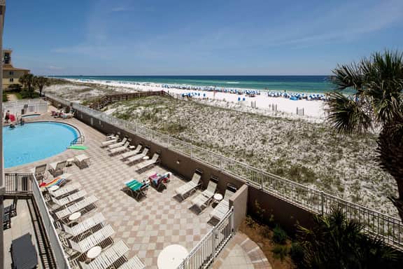 Island Princess 311🌊Gulf Front🏖️Free Beach Setup - Image 3