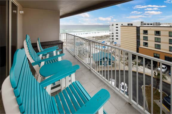 Island Princess 719🌊Gulf Views🏖️Free Beach Setup - Image 2