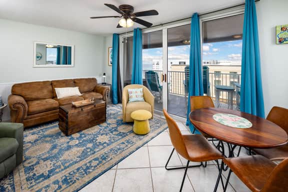 Island Princess 719🌊Gulf Views🏖️Free Beach Setup - Image 3