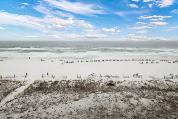 Island Princess 601🌊Gulf Front🏖️Free Beach Setup - Image 3