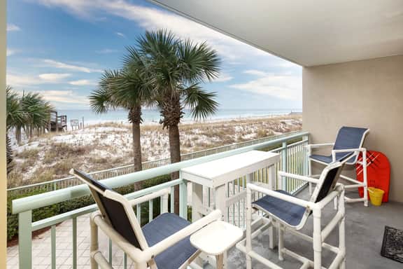 Pelican Isle 101🌊Gulf Front🏖️Free Beach Setup - Image 2