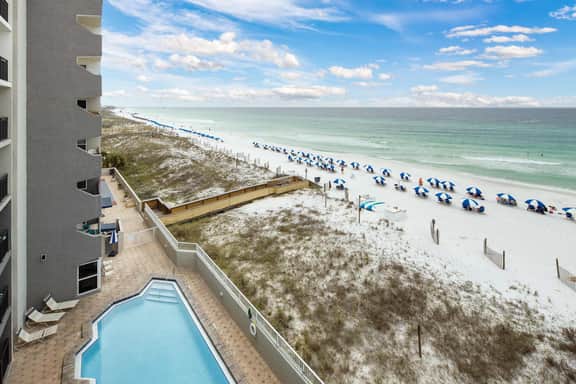 Island Echos 5M🌊 Gulf Front🏖️Free Beach Setup - Image 3