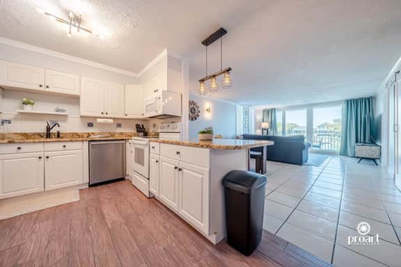 Dolphin Point 305C🛥️Destin Harbor🌊Waterfront - Image 5