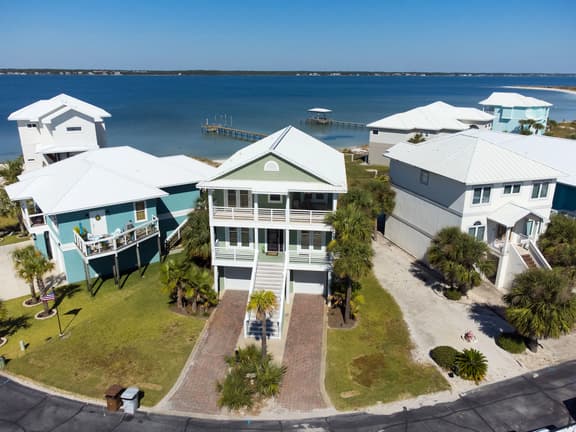 1464 Bermuda🐟Private Bayfront Home👙Navarre Beach - Image 1
