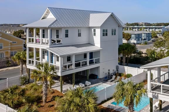 Red Fish Blue Fish🐟Private Pool Home👙Dogs OK🐶 - Image 1