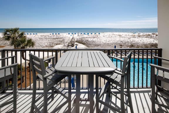 Sea Oats 305🌊Gulf Front🏖️Free Beach Setup - Image 1